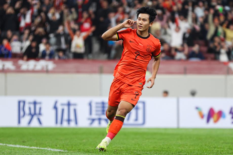 开云下载-李新翔造点向余望点射绝平 U23国足1-1战平朝鲜